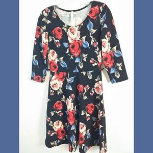 Sol gee Black Floral Skater Dress Sz Medium
